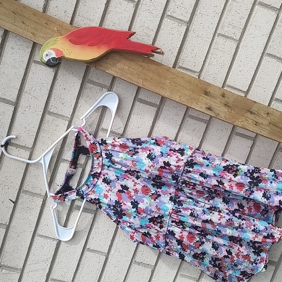 🌺 Swimtop - Picture 6 of 10